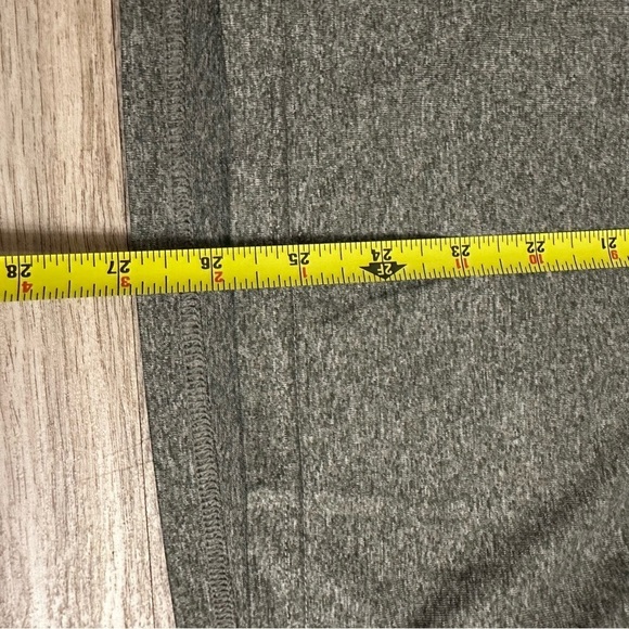 Nike Gray Dri-FIT T-Shirt size small Nike athletic top workout shirt small - Picture 4 of 5